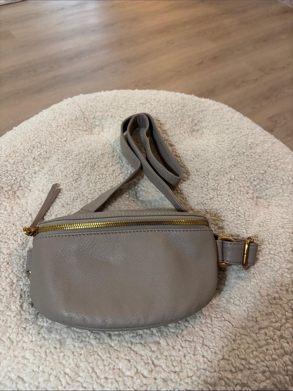HOBO Fern Belt Bag - Leather - taupe with gold accents cross body like new